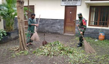 Gotong Royong Budaya Indonesia ;Babinsa & Aparatur Kelurahan Joyotakan Kerja bakti