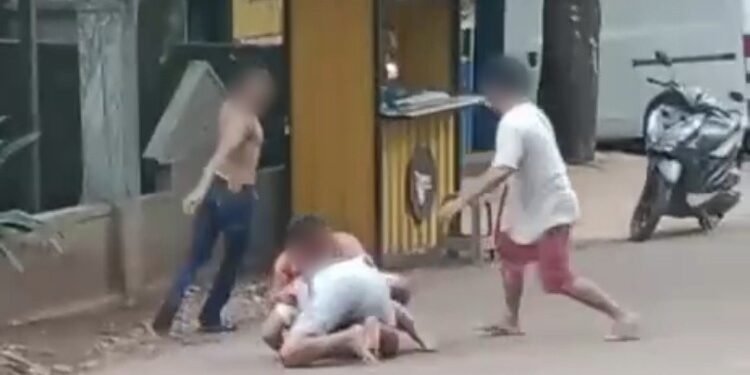 2 Pemuda Diparenggean Duel, Diduga Masalah Asmara