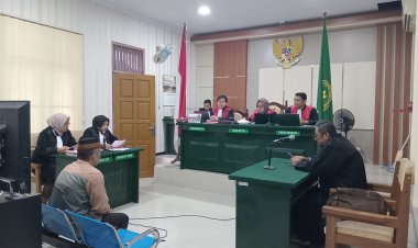 KADES RUNTU DITUNTUT 1 TAHUN 2 BULAN PENJARA